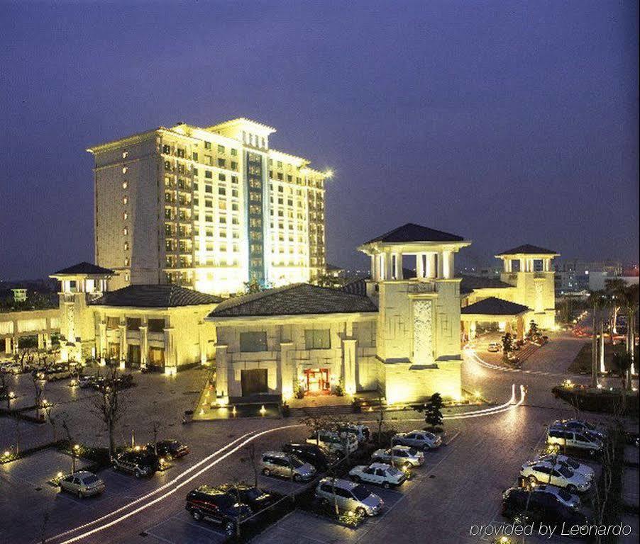 Grand View Hotel Дунгуань Екстер'єр фото